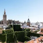 Pajaritos Suite Apartment - Private Parking Included