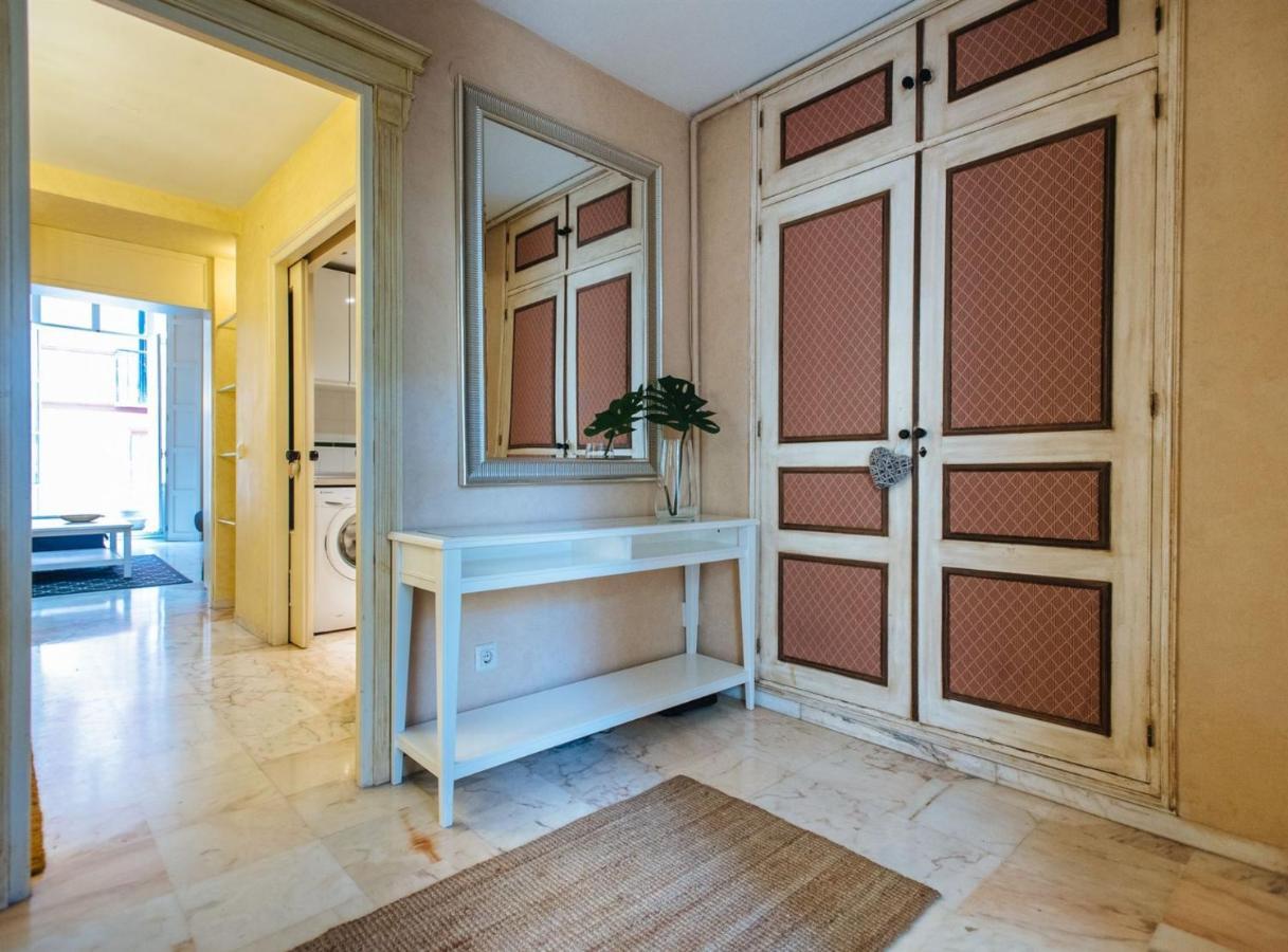 Pajaritos - Private Parking Included Apartment